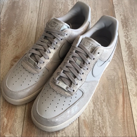 NWT Nike Air Force 1 Premium Platinum - Picture 3 of 7